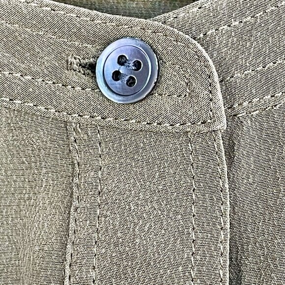 THEORY Damaris Summer Silk Tunic • Long Sleeve Mandarin Collar • L • Light Olive - Picture 8 of 16